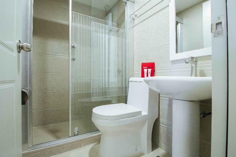 Готель Reddoorz Premium Near Trinoma Кесон-Сіті Екстер'єр фото